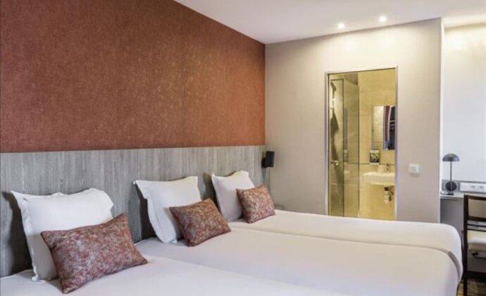 Chambre Triple 3 lits - Sure Hotel by Best Western Paris Gare du Nord